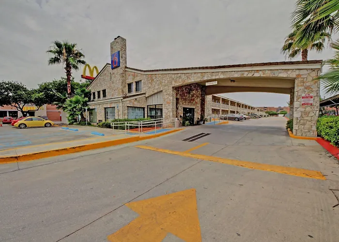 Motel 6-, Tx - Downtown - Market Square